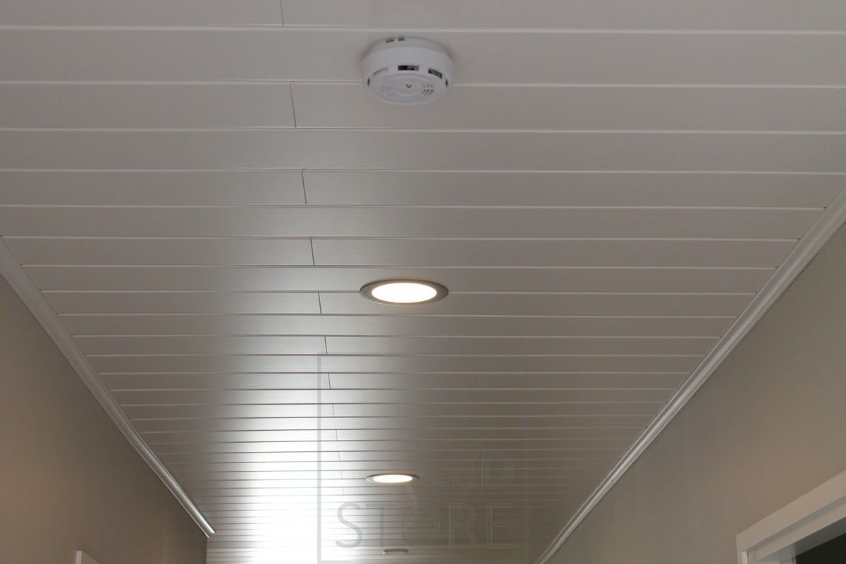 LED ceiling tiles for even lighting of the corridor. The led panel provides good lighting for rooms with limited natural light, for example. Ledstore.fi